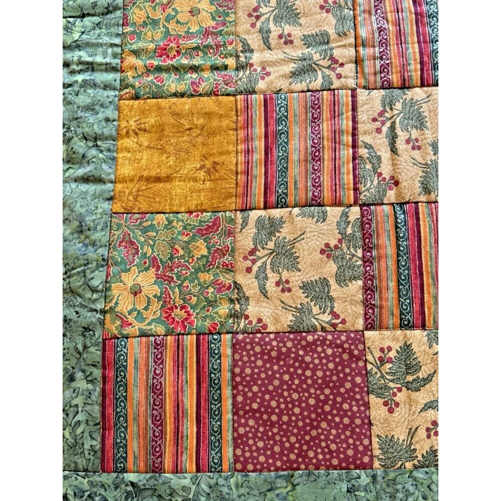 Vintage Handmade Patchwork Quilt Christmas Lap Blanket/Throw Fall/Harvest 48”